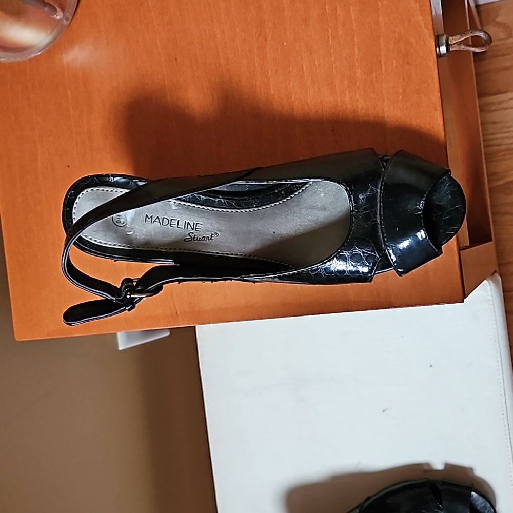 Madeline Stuart Wedge Pump Open Toe Shoes Size 8W Black - Picture 2 of 12